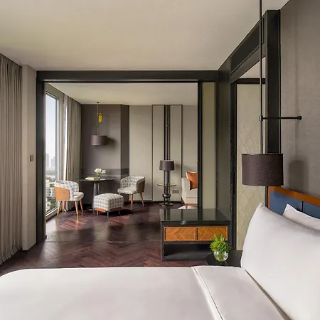 Intercontinental Bangkok Sukhumvit By Ihg Hotel Exterior photo