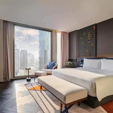 Intercontinental Bangkok Sukhumvit By Ihg Hotel Exterior photo